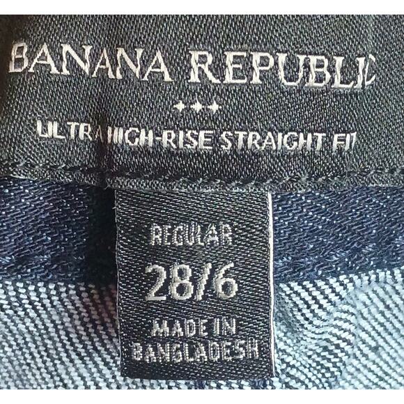 Banana Republic Women 28/6  Ultra Hi Rise Straight Leg Raw Hem Denim Jeans - Picture 4 of 7